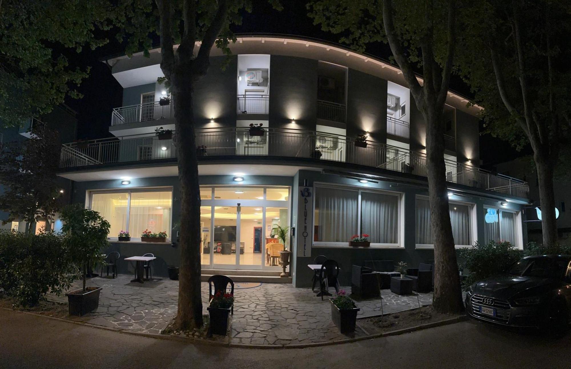Blue Hotel 切塞纳蒂科 外观 照片