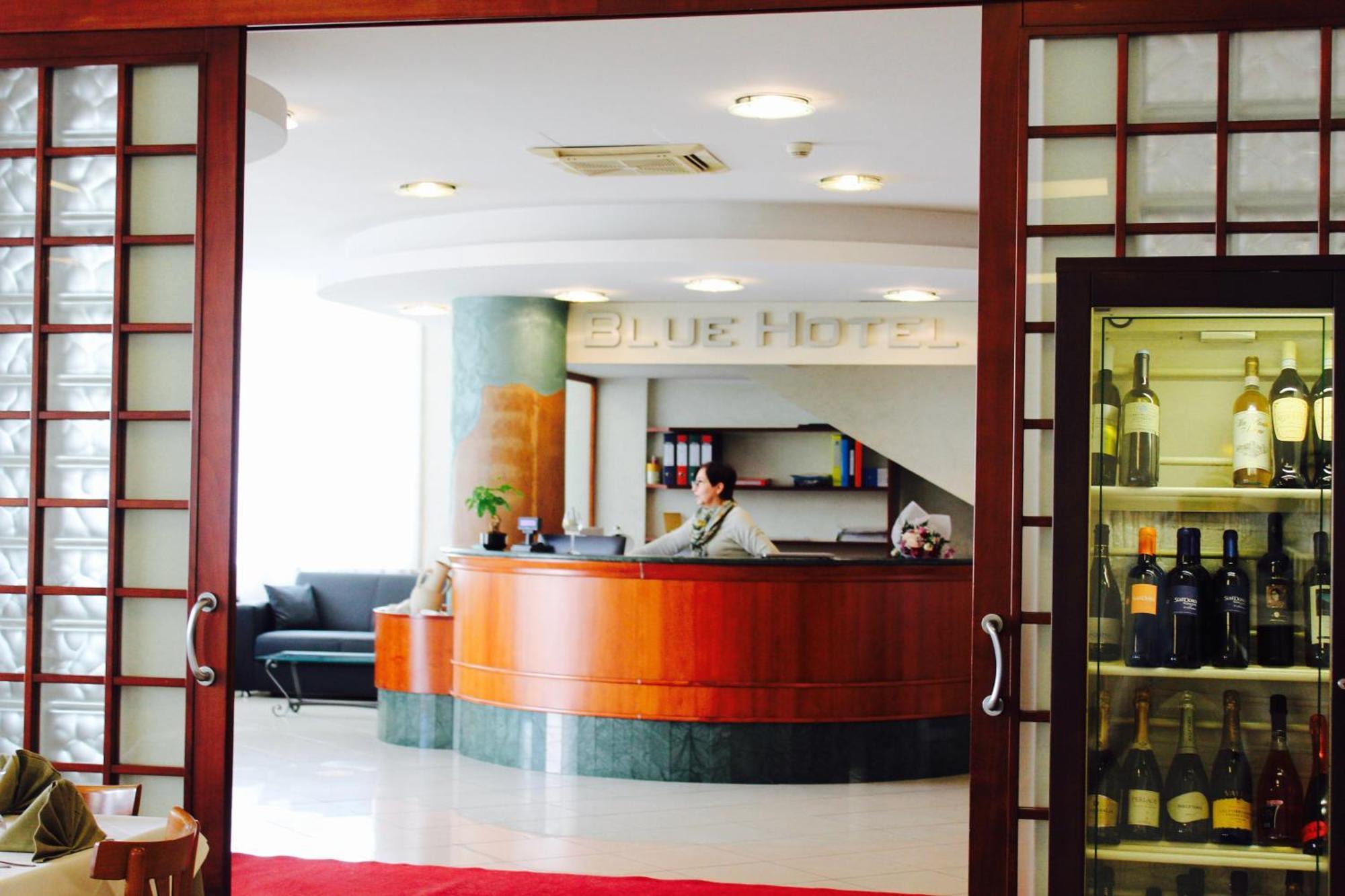Blue Hotel 切塞纳蒂科 外观 照片