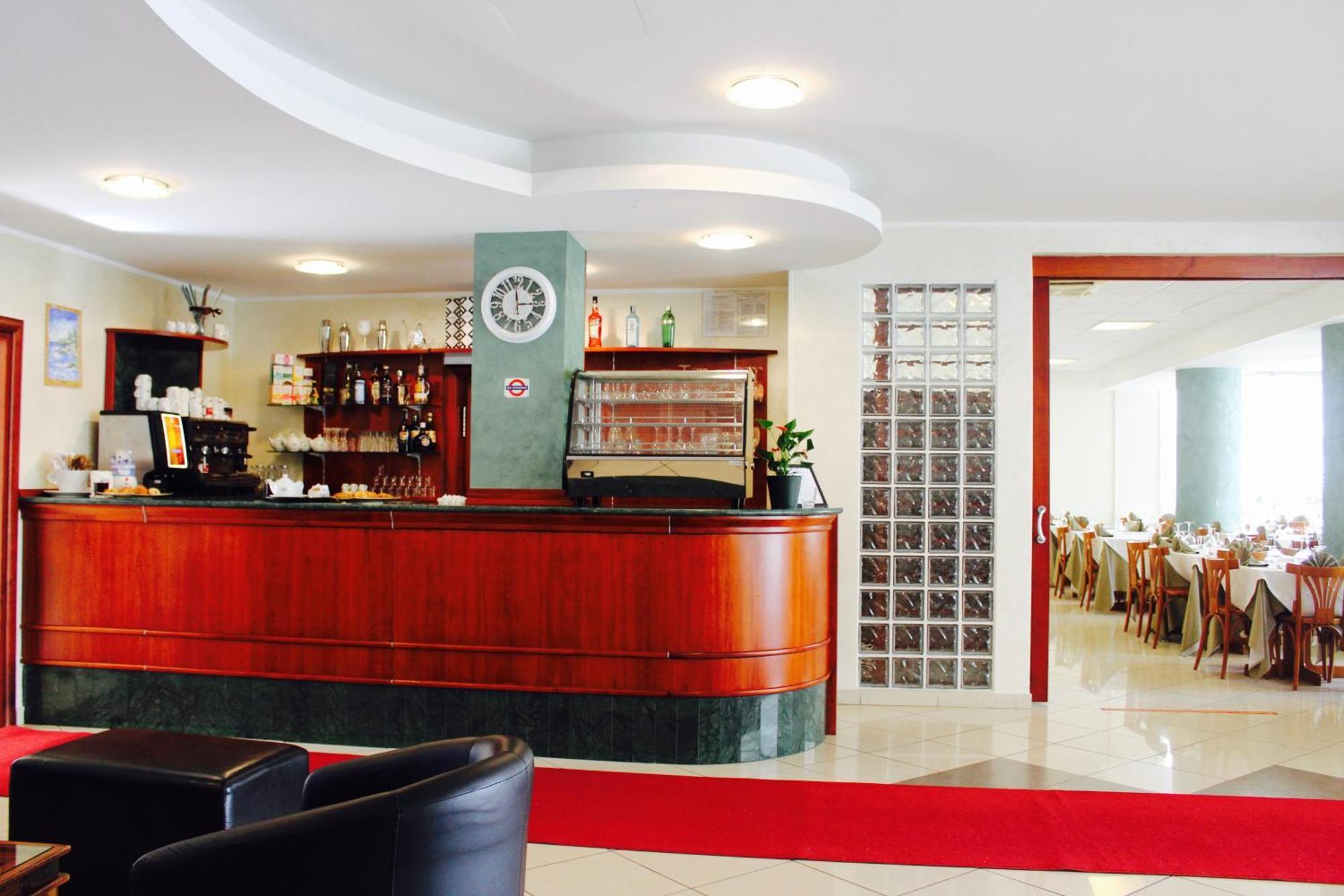 Blue Hotel 切塞纳蒂科 外观 照片